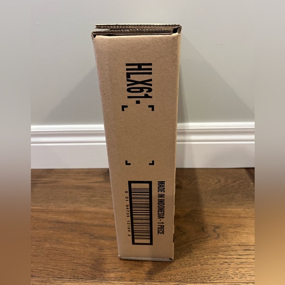 Disney100 Collector Tiana doll - Picture 8 of 9